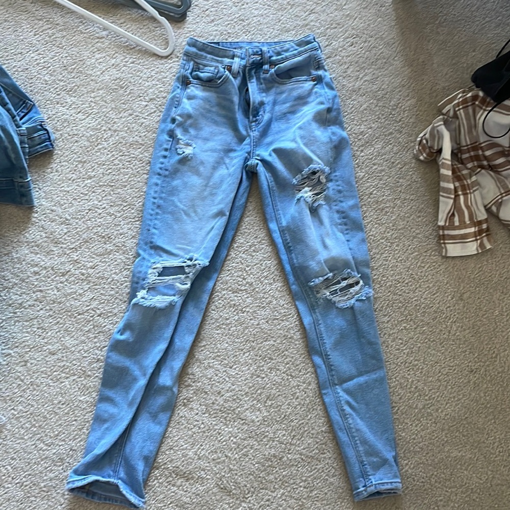 american eagle jeans!